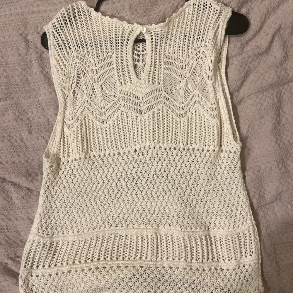 Never worn! Abercrombie & Fitch Cream Crochet Tank Top - Picture 2 of 2
